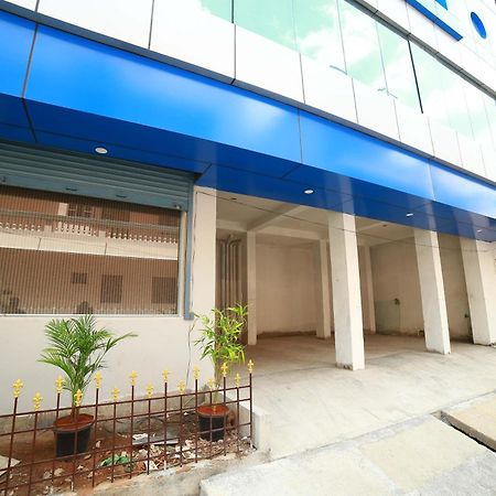 Sapphire Inn Pondicherry Eksteriør bilde
