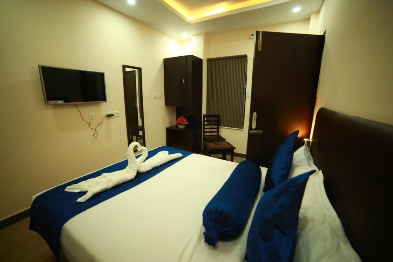 Sapphire Inn Pondicherry Eksteriør bilde