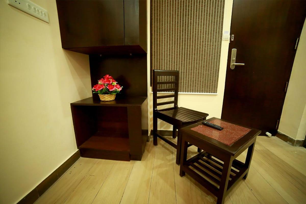 Sapphire Inn Pondicherry Eksteriør bilde