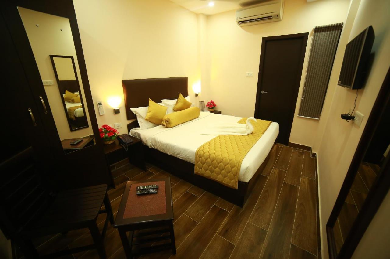 Sapphire Inn Pondicherry Eksteriør bilde
